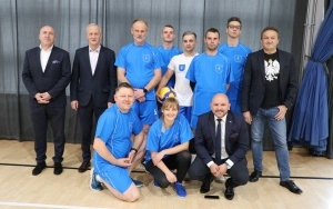 IX Powiatowy Turniej Piłki Siatkowej o Puchar Przewodniczącego Rady Powiatu w Kielcach (5)