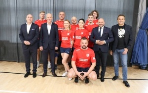 IX Powiatowy Turniej Piłki Siatkowej o Puchar Przewodniczącego Rady Powiatu w Kielcach (1)