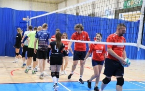 IX Powiatowy Turniej Piłki Siatkowej o Puchar Przewodniczącego Rady Powiatu w Kielcach (3)