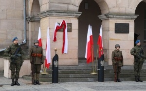 Uroczystości odsłonięcia tablicy upamiętniającej żołnierzy 2 Pułku Artylerii Lekkiej Legionów (2)