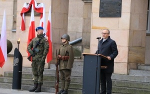 Uroczystości odsłonięcia tablicy upamiętniającej żołnierzy 2 Pułku Artylerii Lekkiej Legionów (3)