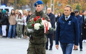 Uroczystości odsłonięcia tablicy upamiętniającej żołnierzy 2 Pułku Artylerii Lekkiej Legionów (5)