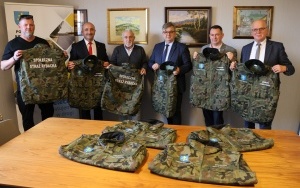 Straż rybacka przekazanie kamizelek  (1)