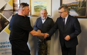 Straż rybacka przekazanie kamizelek  (1)