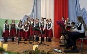 Święto Niepodległości w Chmielniku i Rakowie  (15)