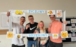 Dzień Życzliwości w szkole w Łopusznie (6)