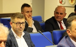 Sesja Rady Powiatu w Kielcach  (3)