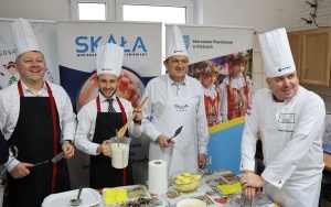 Rywalizacja pokoleń o podniebienia gości (1)