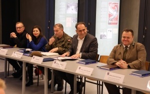 Komitet Honorowy Obchodów 80.Rocznicy Pacyfikacji Wsi Michniów (5)