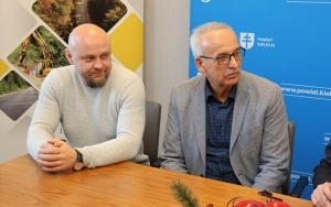 Podpisanie umów z pracodawcami (1)