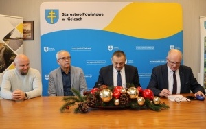 Podpisanie umów z pracodawcami (3)