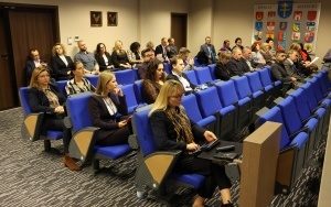 Sesja Rady Powiatu w Kielcach  (2)