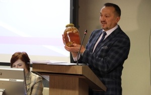 Sesja Rady Powiatu w Kielcach  (3)