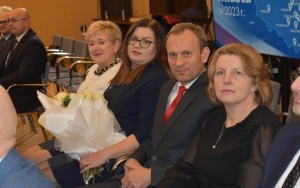 Nadanie praw miejskich dla Piekoszowa i Łopuszna (1)