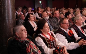 Powiatowy Dzień Babci i Dziadka w WDK (9)