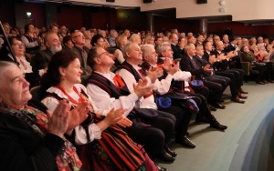 Powiatowy Dzień Babci i Dziadka w WDK (10)