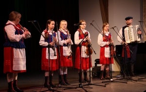 Powiatowy Dzień Babci i Dziadka w WDK (3)