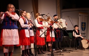 Powiatowy Dzień Babci i Dziadka w WDK (4)