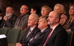 Powiatowy Dzień Babci i Dziadka w WDK (4)