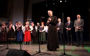 Powiatowy Dzień Babci i Dziadka w WDK (3)
