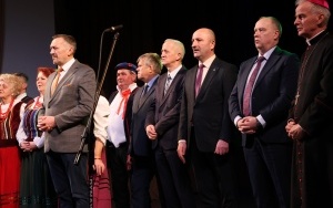 Powiatowy Dzień Babci i Dziadka w WDK (8)