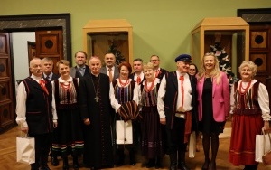 Powiatowy Dzień Babci i Dziadka w WDK (2)