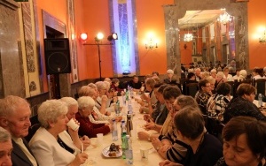 Powiatowy Dzień Babci i Dziadka w WDK (3)