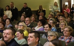 Rodzinne kolędowanie z dziadkami w Chmielniku (4)