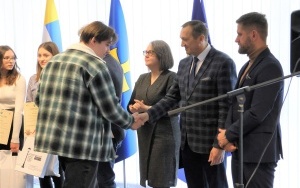 Rozstrzygnięcie konkursu o AK (5)