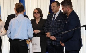 Rozstrzygnięcie konkursu o AK (3)