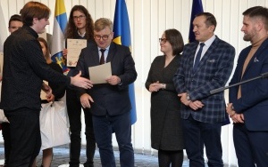 Rozstrzygnięcie konkursu o AK (1)