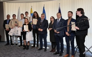 Rozstrzygnięcie konkursu o AK (2)