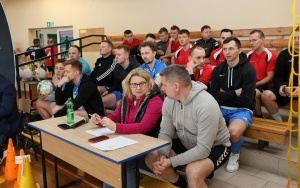  XXI Halowe Mistrzostwa Radnych i Pracowników Samorządowych w Piłce Nożnej (10)