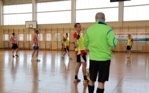  XXI Halowe Mistrzostwa Radnych i Pracowników Samorządowych w Piłce Nożnej (14)