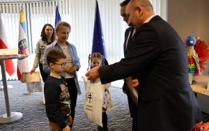 „Ptak cudak z recyklingu” (1)