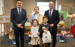 „Ptak cudak z recyklingu” (2)