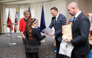 „Ptak cudak z recyklingu” (5)