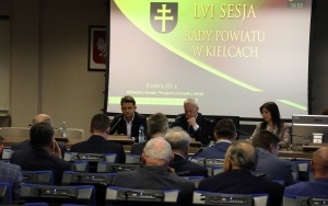 Sesja nadzwyczajna Rady Powiatu w Kielcach  (1)