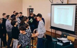 V Mistrzostwa Powiatu Kieleckiego Szkół Podstawowych w Warcabach Klasycznych (13)