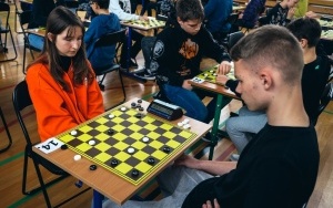 V Mistrzostwa Powiatu Kieleckiego Szkół Podstawowych w Warcabach Klasycznych (10)