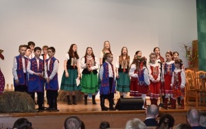 Kiermasz Wielkanocny w Chmielniku (6)