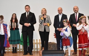 Kiermasz Wielkanocny w Chmielniku (9)