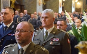 Sztandar dla Aresztu Śledczego w Kielcach (5)