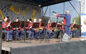 Powiatowe święto orkiestr dętych w Daleszycach (1)