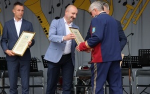 Powiatowe święto orkiestr dętych w Daleszycach (2)
