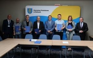 Umowy na działalność gospodarczą podpisane  (2)