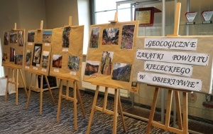 Laureaci konkursu fotograficznego „Geologiczne zakątki Powiatu Kieleckiego w obiektywie” nagrodzeni (1)