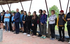 Pieszy Rajd Szkół Podstawowych im. Bohaterów Armii Krajowej  (4)
