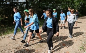 Pieszy Rajd Szkół Podstawowych im. Bohaterów Armii Krajowej  (8)