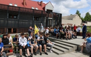 Pieszy Rajd Szkół Podstawowych im. Bohaterów Armii Krajowej  (6)